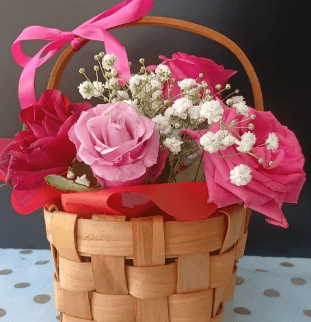 arranjo com rosas – regalo especial de aniversário arranjo com rosas – regalo especial de aniversário