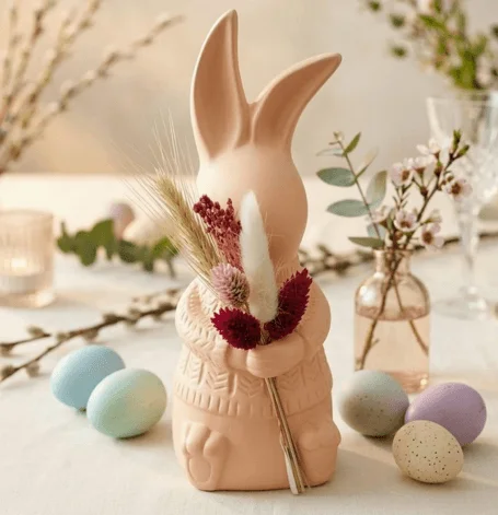 coelho em cerâmica – decoração elegante com flores secas coelho em cerâmica – decoração elegante com flores secas